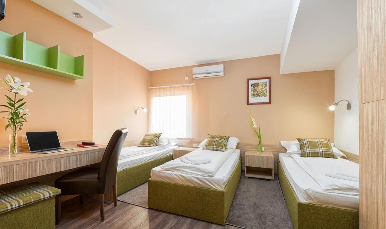 Bed & Breakfast Park Gate Vranje Exterior photo